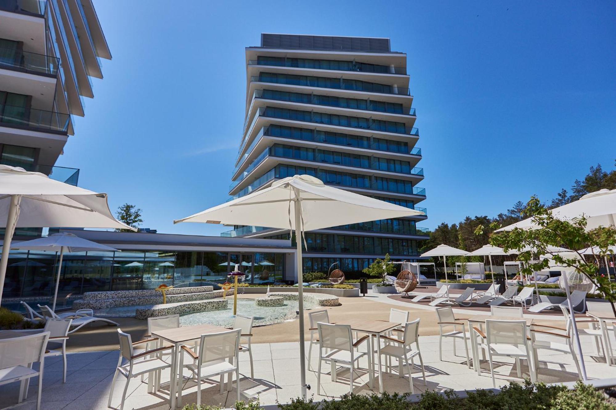 Wave Beachfront Family Apartment Miedzyzdroje Eksteriør billede