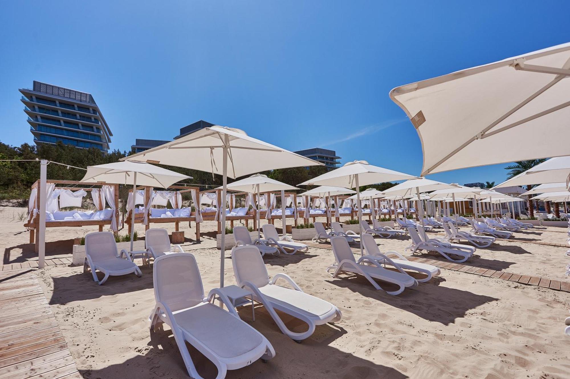 Wave Beachfront Family Apartment Miedzyzdroje Eksteriør billede