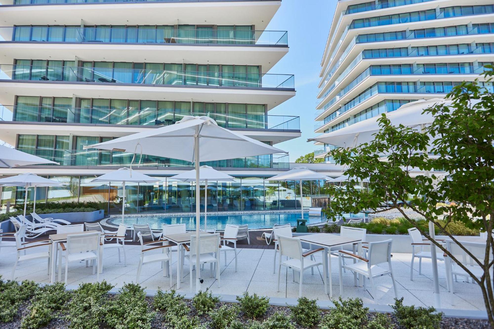 Wave Beachfront Family Apartment Miedzyzdroje Eksteriør billede