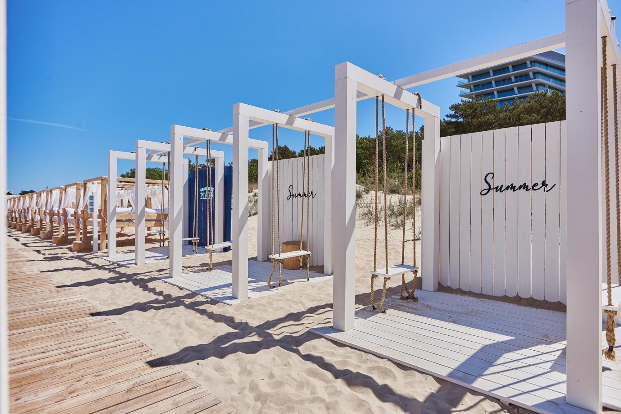 Wave Beachfront Family Apartment Miedzyzdroje Eksteriør billede
